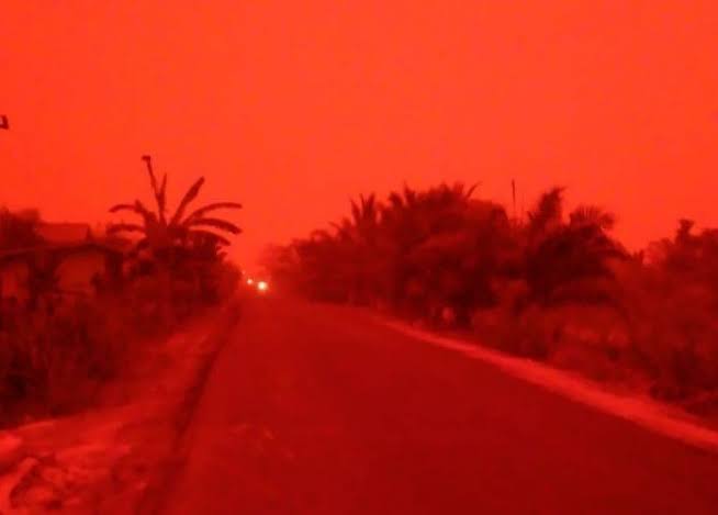 Langit di Jambi Sempat Berwarna Merah di Siang Hari, Apa Sebabnya?