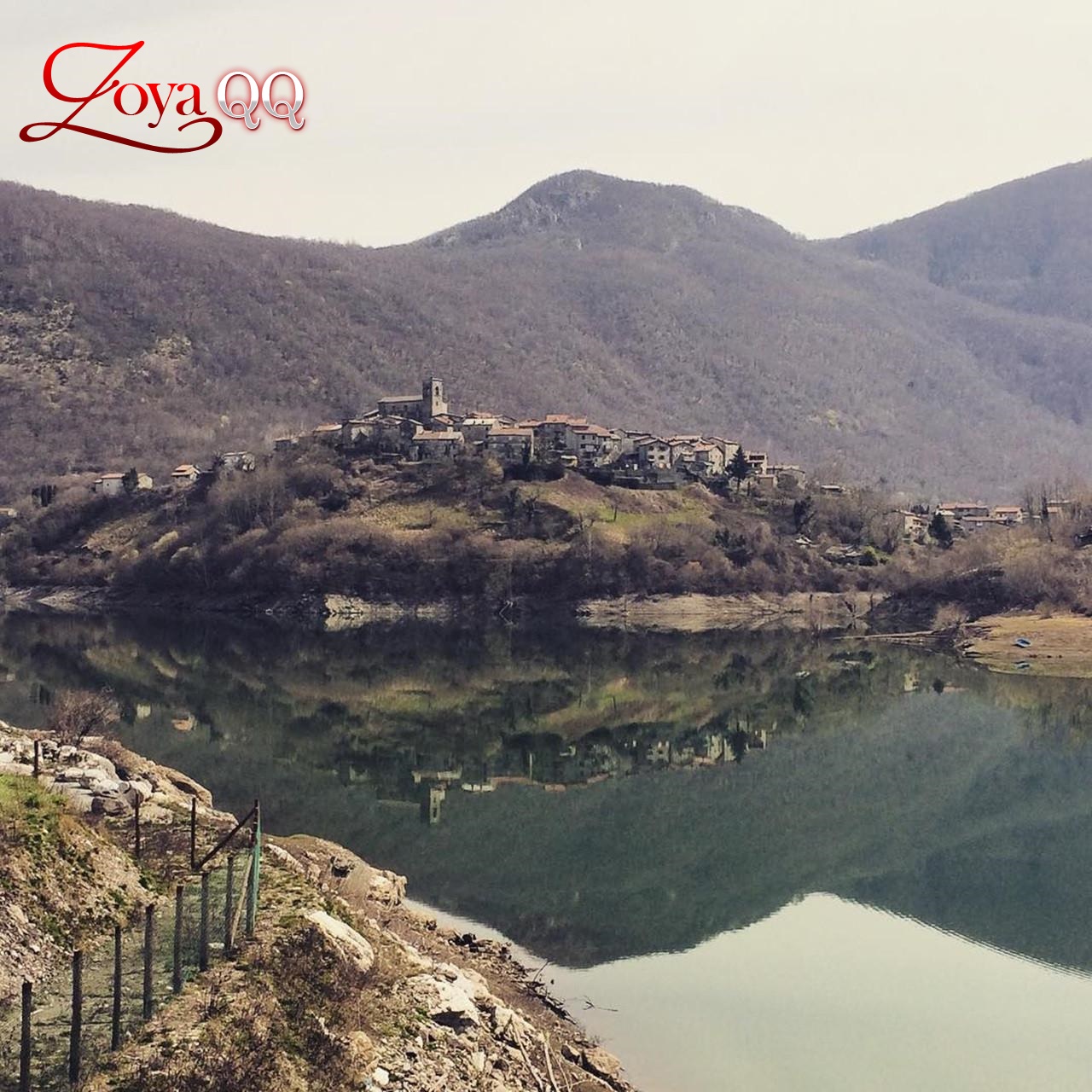 Fenomena Desa Abad Pertengahan yang Muncul dari Dasar Danau di Italia