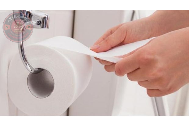 Dampak Kesehatan Jika Sering Pakai Tisu Toilet