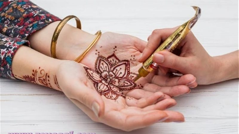 Efek Samping Mengoleskan Henna pada Kulit